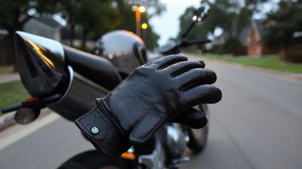 Les restrictions d'âge pour transporter un passager en moto